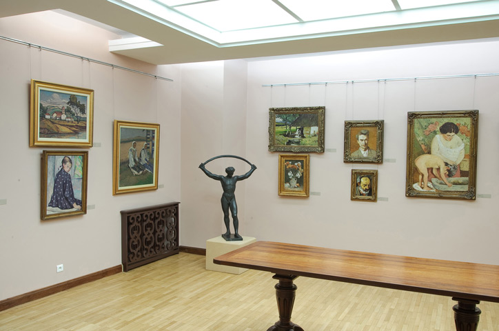 First floor. Room featuring European Art