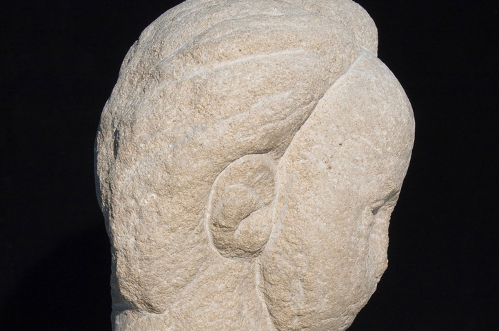 Danaidă, 1908-1909 - Constantin Brâncuşi. Vedere din lateral